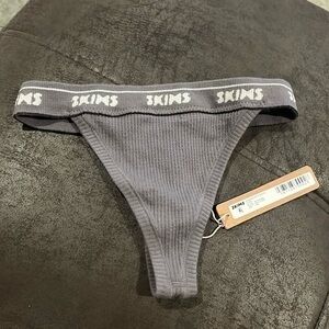 Skims Seamless Rib Intimates Thong